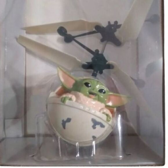 Star Wars Mandalorian The Child Motion Sensing
Helicopter Baby Yoda World Tech - Picture 11 of 11